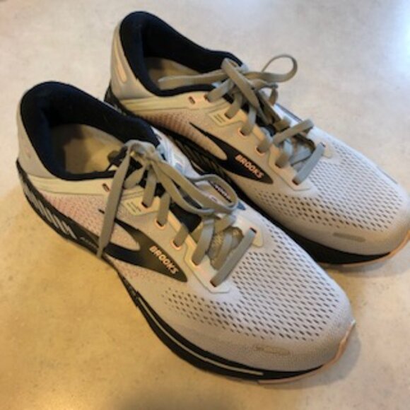 Brooks Adrenaline GTS 22 Running Shoes Women 10 Pink Pearl Medium B Excellent - Picture 2 of 9